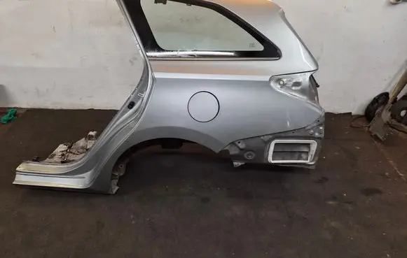 Toyota Auris E180 Rear quarter panel 