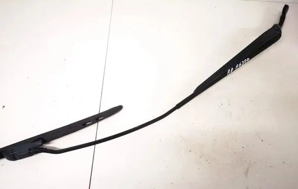 Ford Fiesta Front wiper blade arm 2s6118526bb