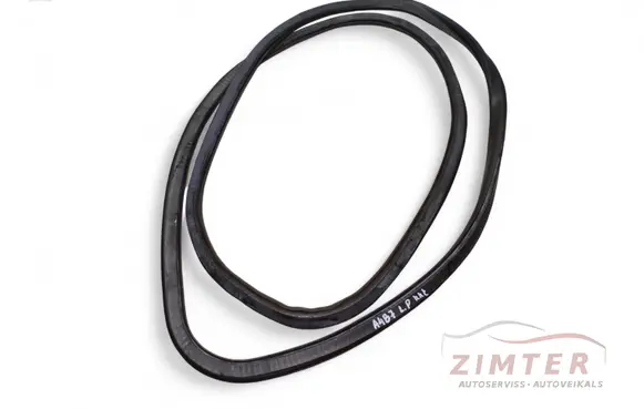 Audi A4 S4 B7 8E 8H Front door rubber seal 
