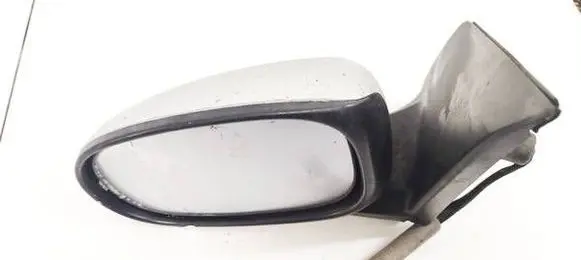 Nissan Almera Tino Front door electric wing mirror E11015541