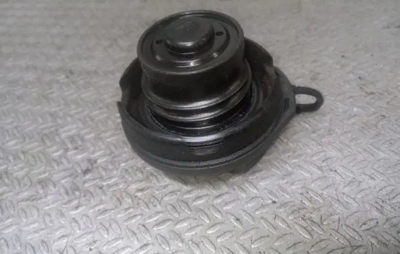 Fuel tank filler cap