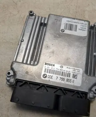 BMW 3 E90 E91 Engine control unit/module 0281012754 7799855 1039S11317