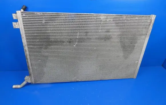 Jaguar XE Coolant radiator GX738K230BA