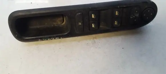 Peugeot 407 Electric window control switch 96468704XT 587290605