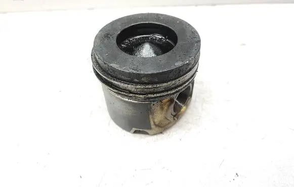 BMW 5 F10 F11 Piston 84L110