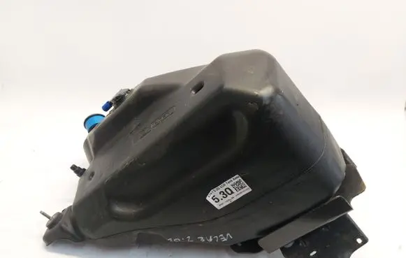 Land Rover Range Rover Velar AdBlue liquid reservoir mx73-5j229-ab