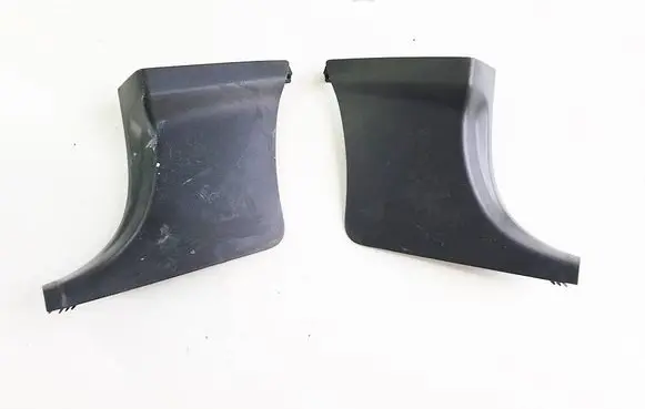 Foot area side trim