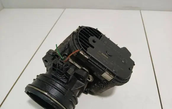 Jeep Grand Cherokee (WK) Throttle valve A6420900270