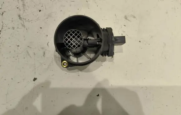 Mercedes-Benz E W211 Mass air flow meter A6460940048 0281002535 UM0031
