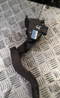 Audi A6 S6 C5 4B Accelerator throttle pedal 8d1723523m
