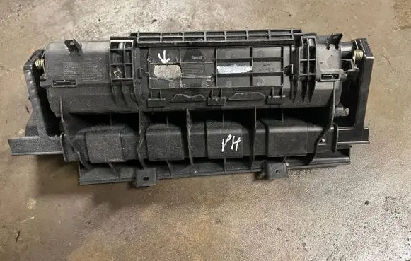 Honda CR-V Glove box 77330SWAZZ10M1