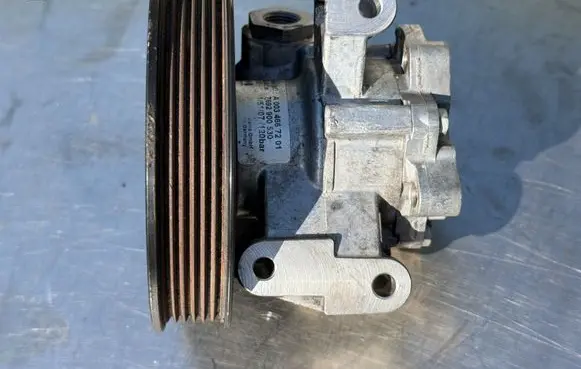 Mercedes-Benz Sprinter W906 Power steering pump A6042360010 A0034667201 7692900530