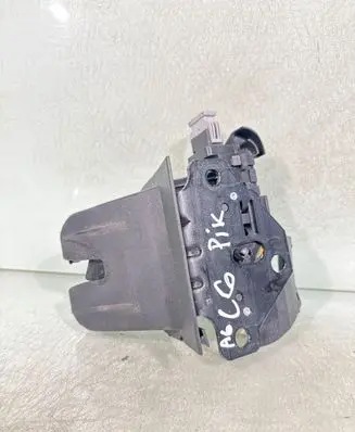 Audi A6 S6 C6 4F Tailgate/trunk/boot lock/catch/latch 4F9827520C