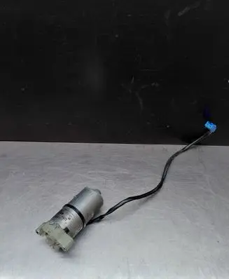 Mercedes-Benz CLK A208 C208 Seat adjustment motor 0130002572 2108200308