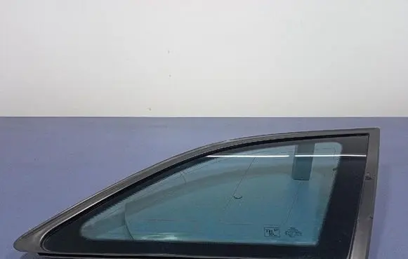 Audi A4 S4 B8 8K Rear side window 