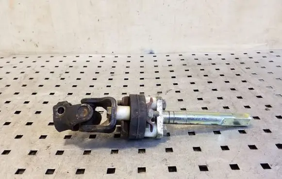 Nissan X-Trail T30 Steering column universal joint