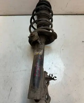Mercedes-Benz A W169 Front shock absorber with coil spring 6455534