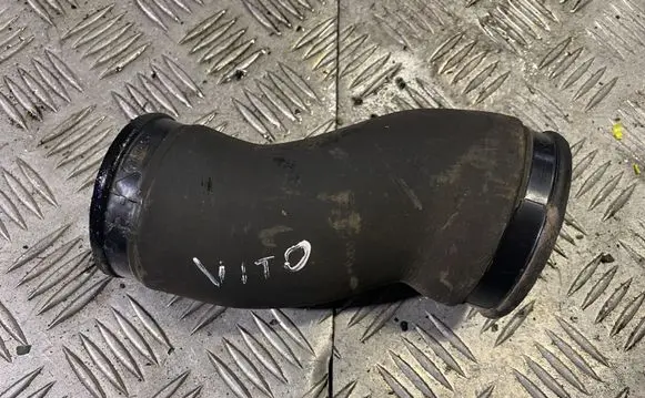 Mercedes-Benz Vito Viano W639 Intercooler hose/pipe