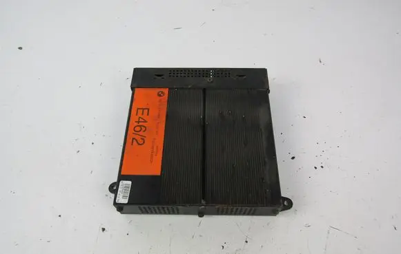 BMW 3 E46 Sound amplifier 8374849