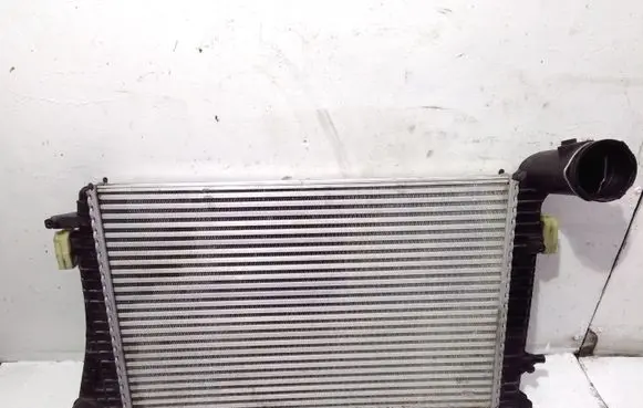 Volkswagen Caddy Intercooler radiator 96619 8961