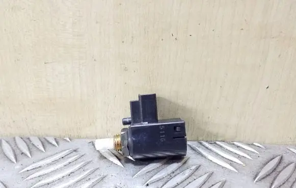 Clutch pedal sensor