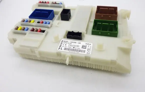 Volvo S60 Power management control unit 31314116AA BG9T14C256GA 31314116