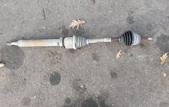 Ford B-MAX Front driveshaft CV173B436BD