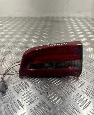 Volvo S60 Tailgate rear/tail lights