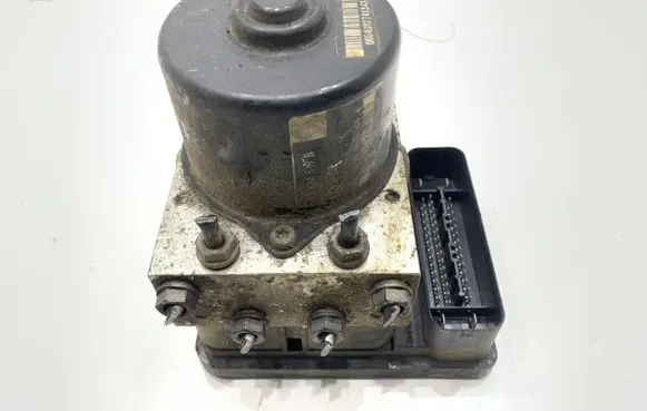 Audi A3 S3 8P ABS Pump