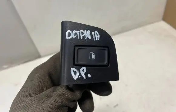 Skoda Octavia Mk3 (5E) Electric window control switch 5E0959855 5E0867186
