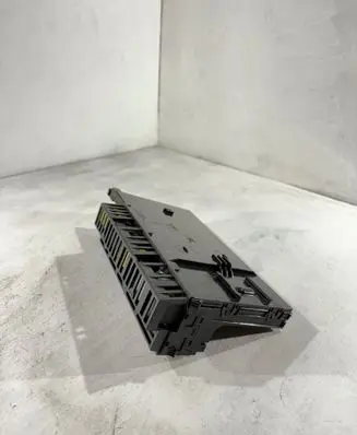 Mercedes-Benz E W211 SAM control unit 2115452201 5DK00804760