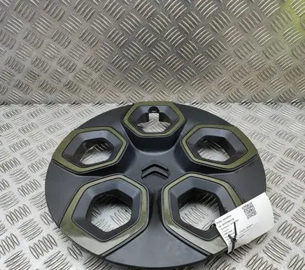 Citroen AMI electric R20 wheel hub/cap/trim 100557926