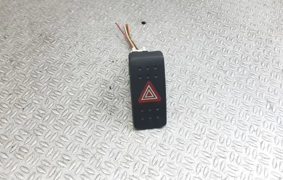 Suzuki SX4 Hazard light switch