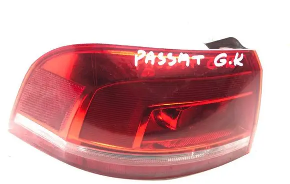 Volkswagen PASSAT B7 Rear/tail lights 3AF945095E E12990 605001