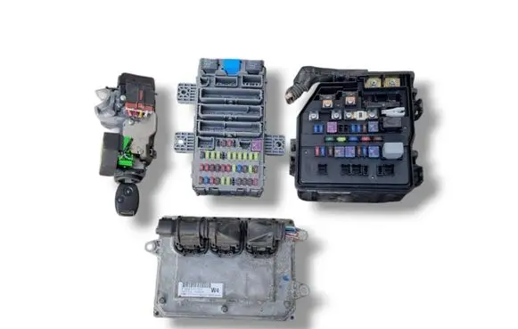 Honda Civic Engine ECU kit and lock set 37820-RSA-G01