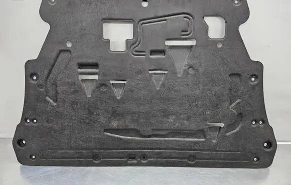 Volvo S90, V90 Engine splash shield/under tray 32226491