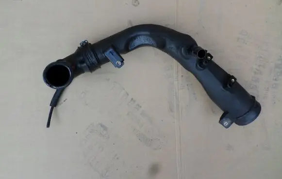 Mitsubishi Grandis Intercooler hose/pipe