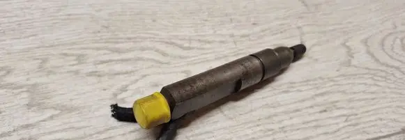 Volvo V70 Fuel injector 046130201f