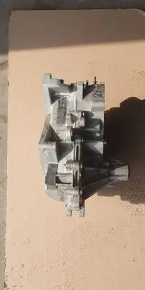 Peugeot 208 II Manual 5 speed gearbox RG1HL