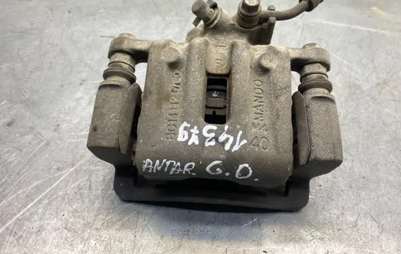 Opel Antara Rear brake caliper B0412030