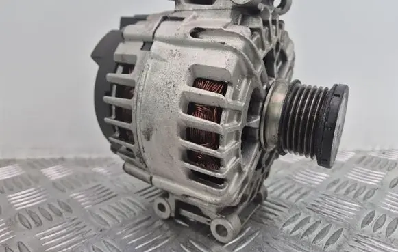 Mercedes-Benz C W204 Generator/alternator A0141541502