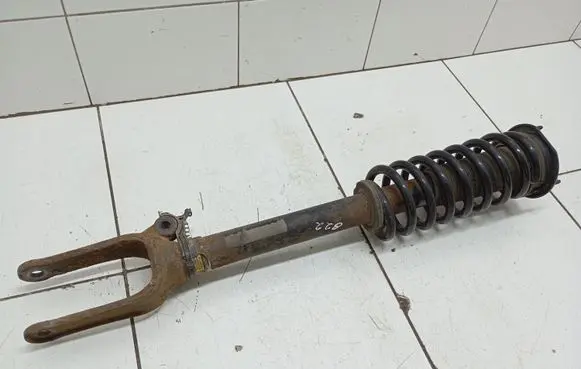 Mercedes-Benz ML W164 Front shock absorber with coil spring