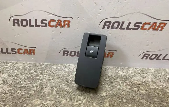 Opel Insignia A Electric window control switch 13301888 211410 0000840703