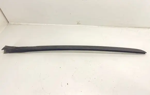 BMW 2 F44 Windshield trim 7475980 51317475980 11025010
