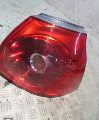 Volkswagen Golf V Rear/tail lights 1K6945096E 028490202B 00008757