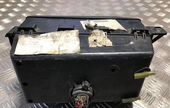 Ford Focus Fuse box set 98AG14A142AC