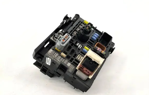 Citroen Berlingo Fuse box set 9675877980