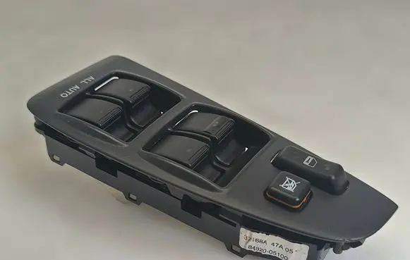 Toyota Avensis T250 Electric window control switch 54035144 28022005 8480205210B0