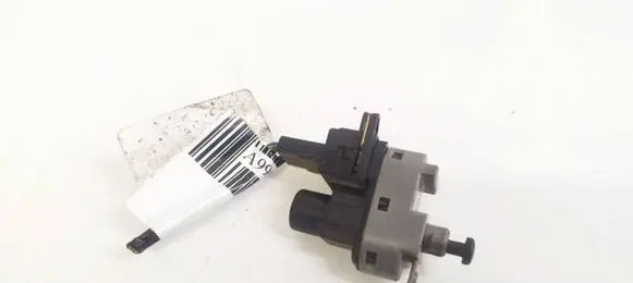 Ford Mondeo Mk III Brake pedal sensor switch 1S7T13480AA 1S7T-13480-AA