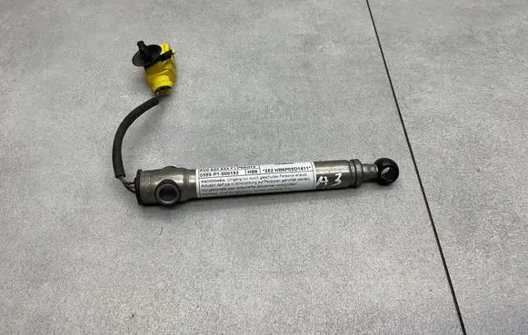 Audi A3 S3 8V Bonnet Pedestrian Airbag Actuator 8V0823823F